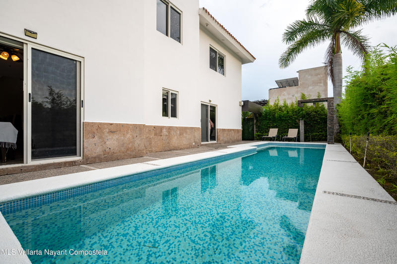 20250818233758031878000000 o