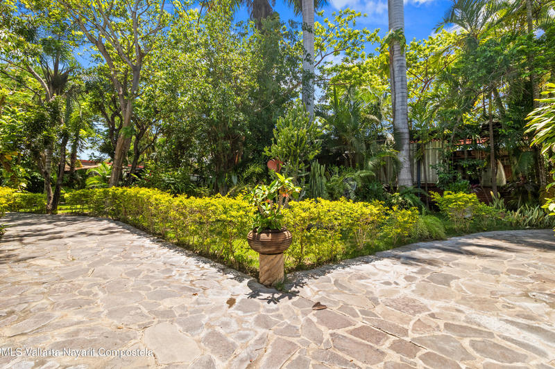 20250722174319966636000000 o