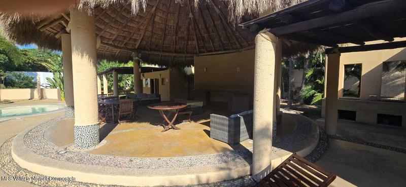 20251213173459472278000000 o