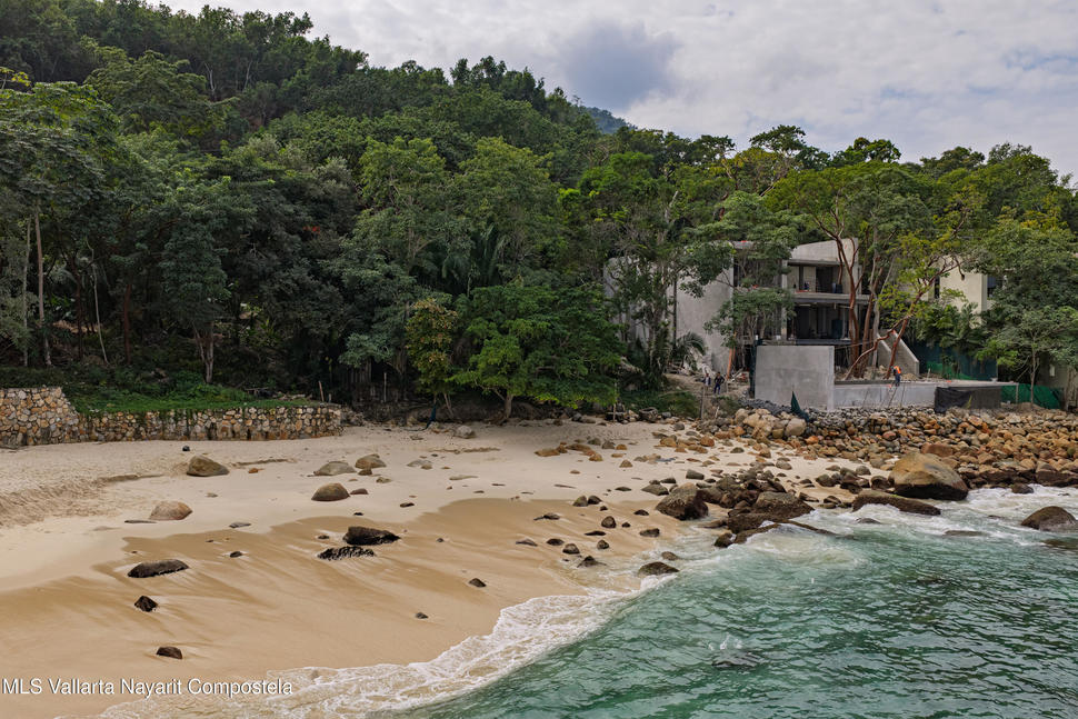 20251203231046131587000000 o