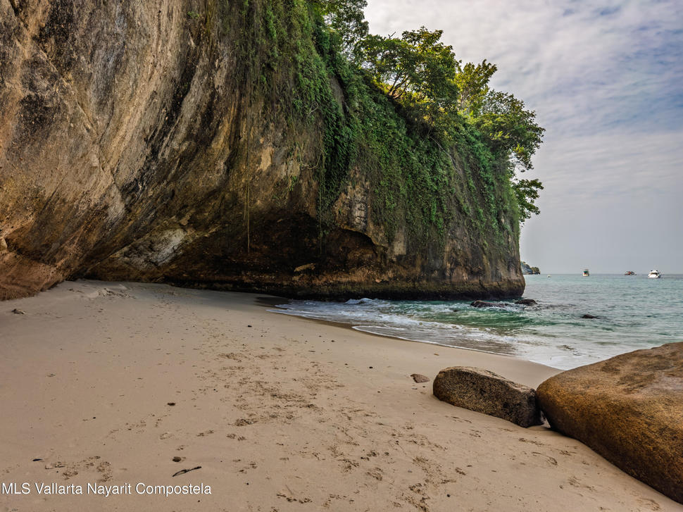 20251203231125428528000000 o