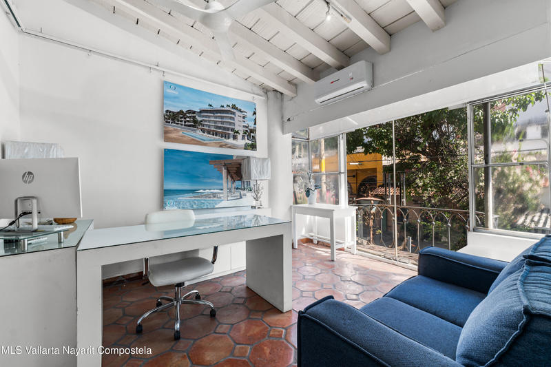 20251030002453392051000000 o