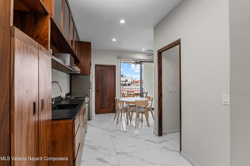 20251024070952711102000000 o