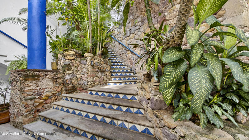 20251022215431191945000000 o