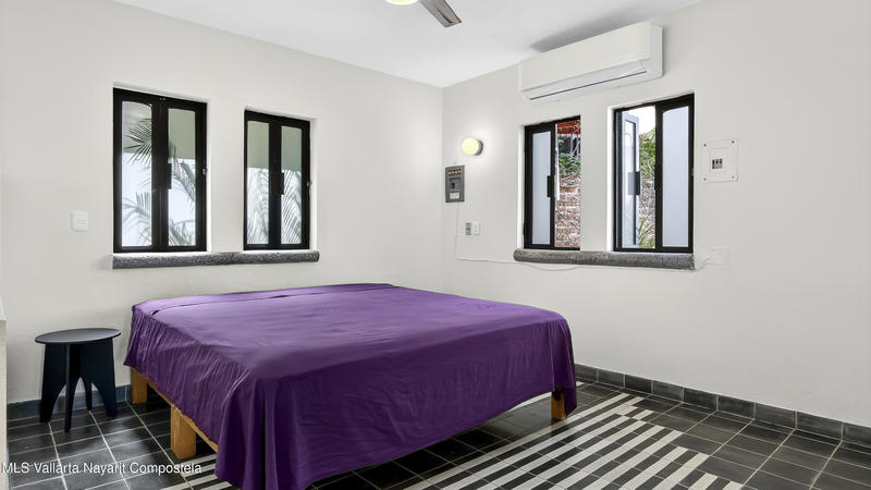 20251022215448283457000000 o