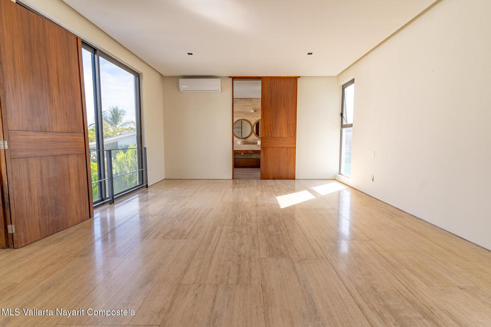 20251106193738446561000000 o