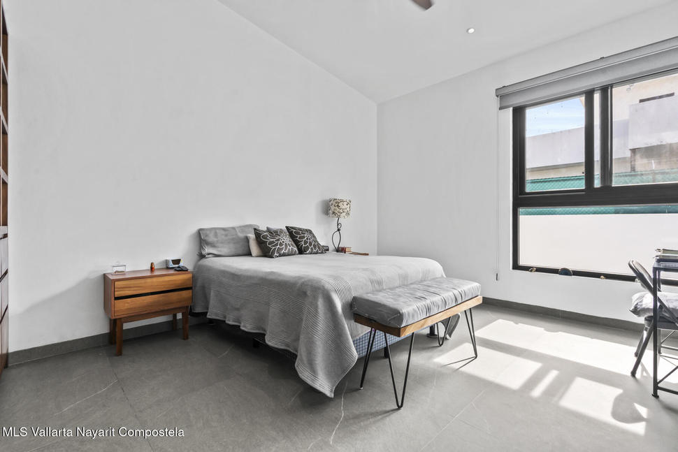 20260204190104930875000000 o