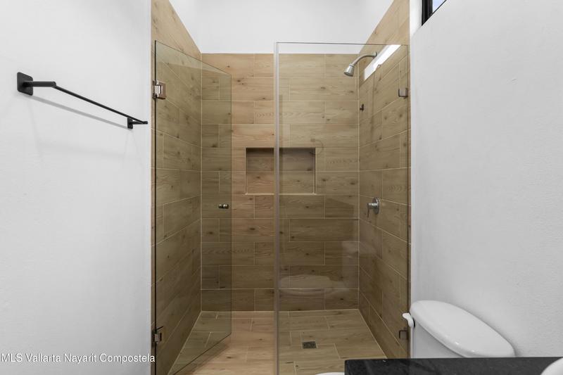 20250805210259368222000000 o