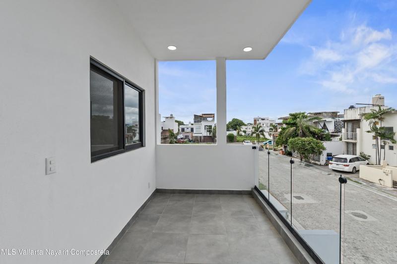 20250805210317689603000000 o