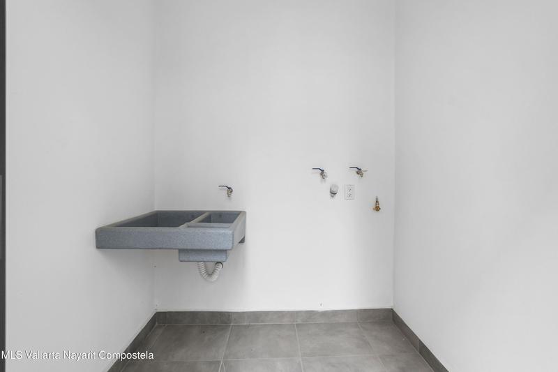 20250805210336364763000000 o