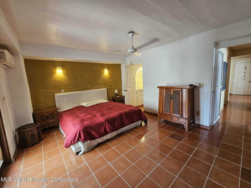 20251204024229777471000000 o