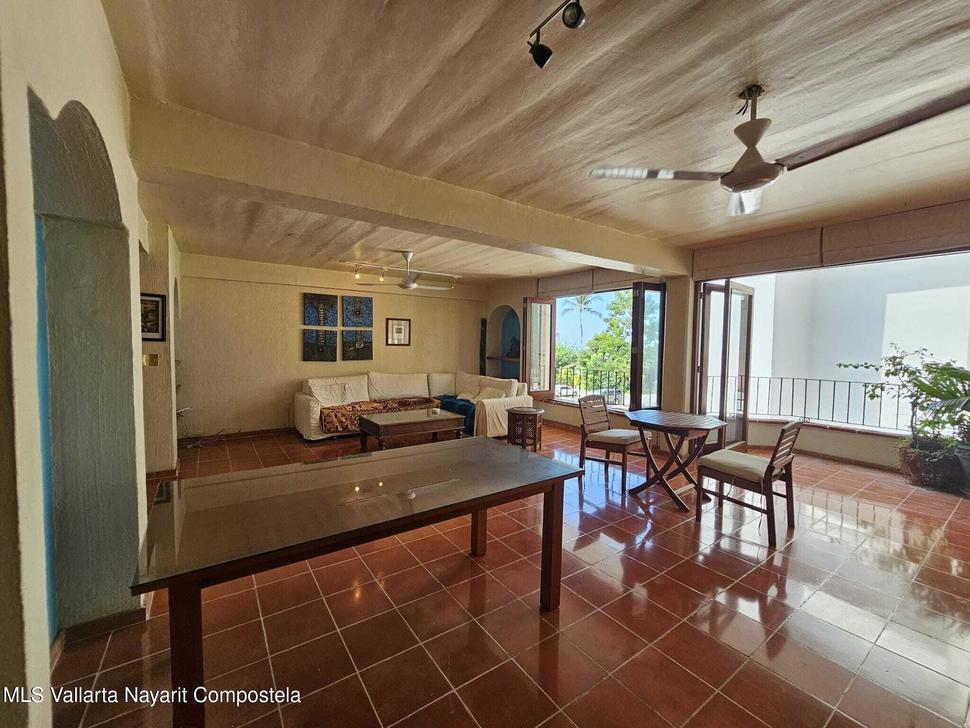 20251204024251858559000000 o