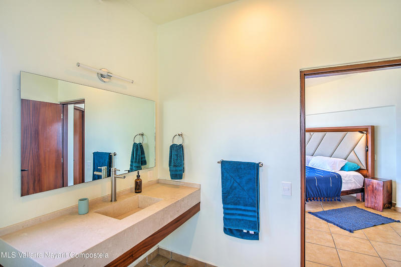 20251028045134086134000000 o