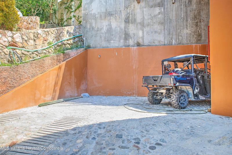 20251028045514596852000000 o