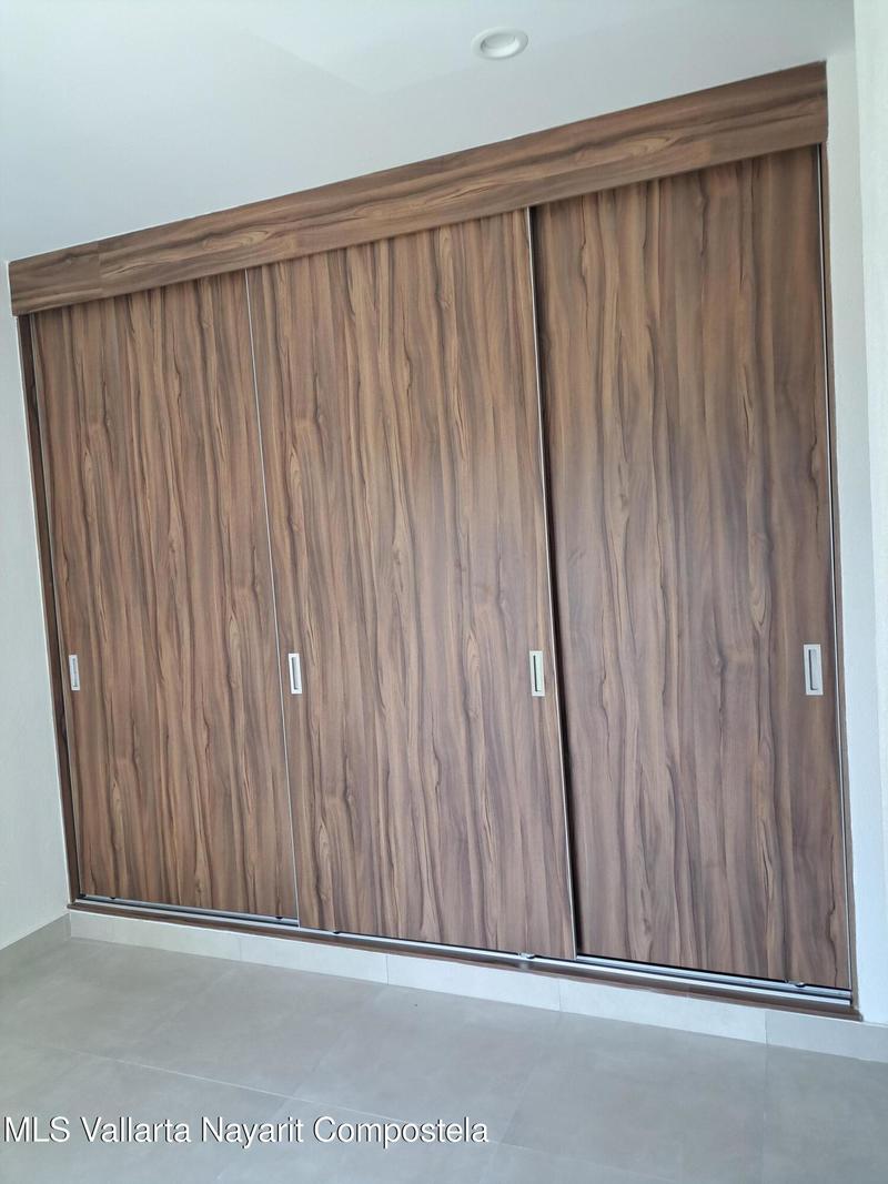 20250808194506112384000000 o