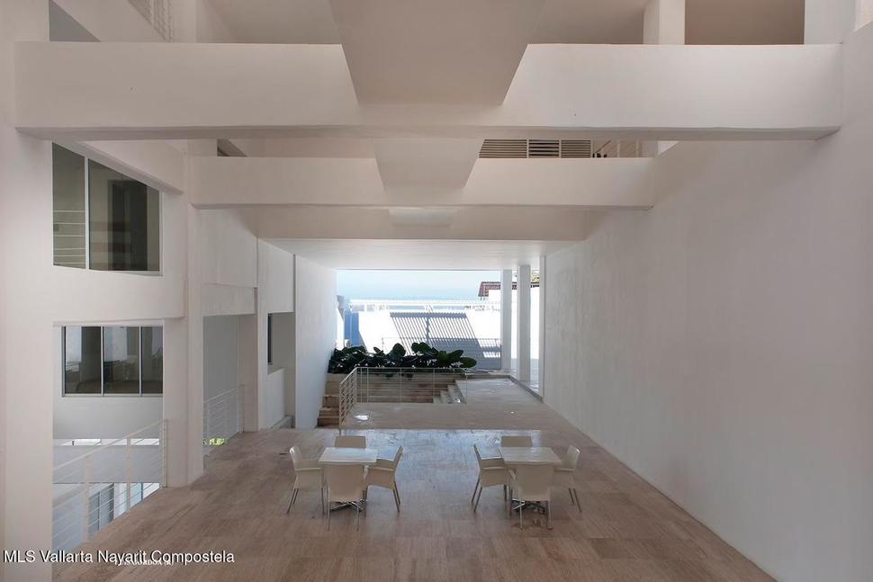 20251107023217788661000000 o