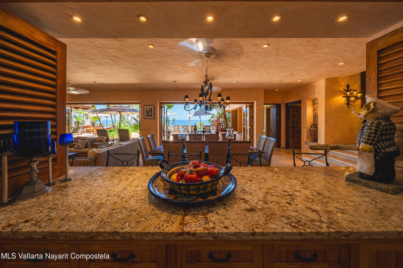 20250806213130596572000000 o