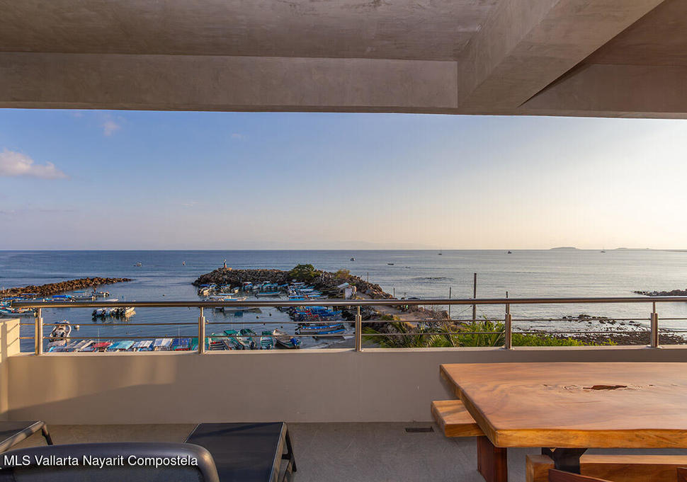 20251208181542310983000000 o