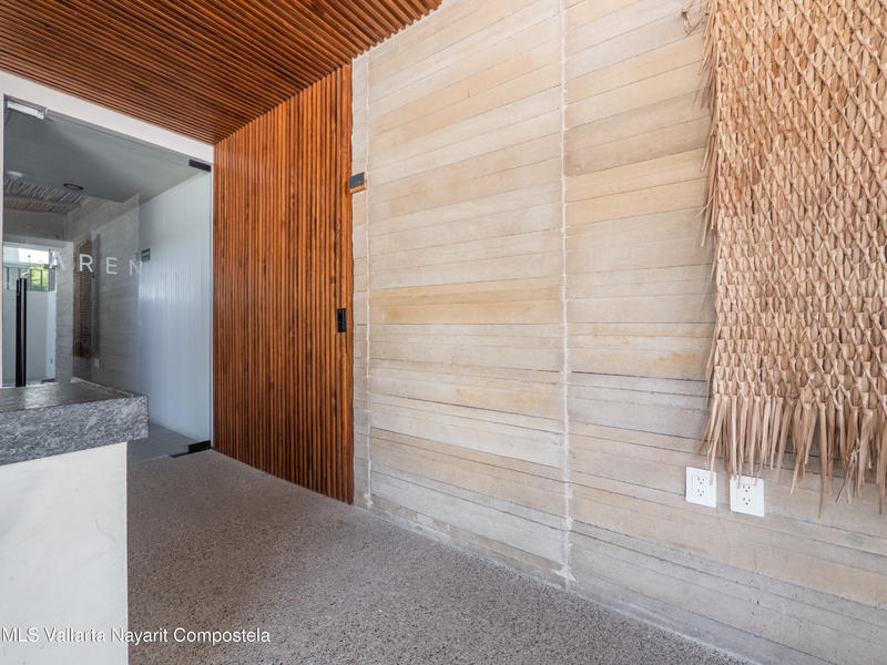 20250616220056015991000000 o