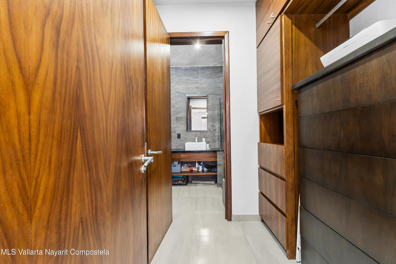 20251211203958486206000000 o