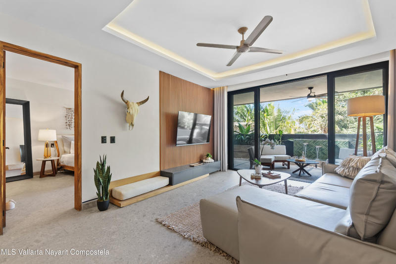 20251208174300792958000000 o