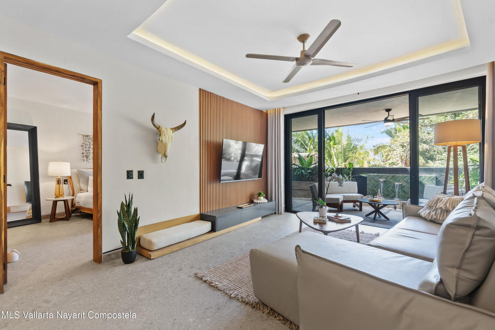 20251208174300792958000000 o