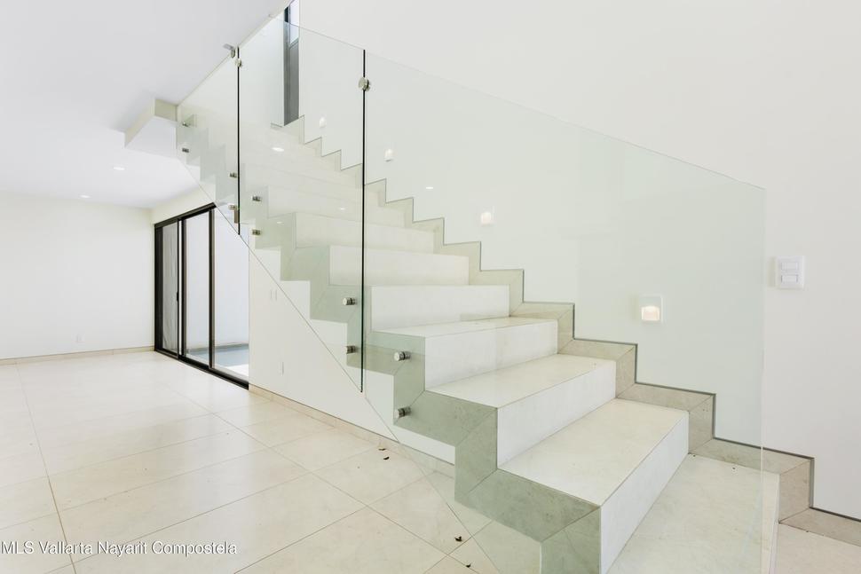 20251222200632602564000000 o