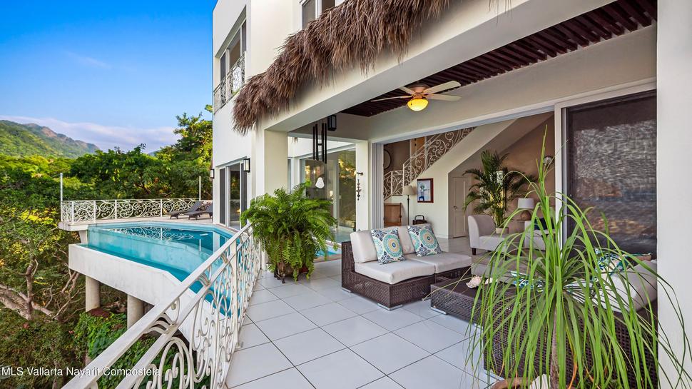 20251212200850563055000000 o