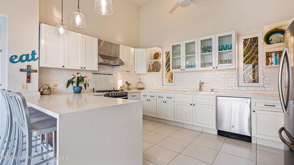 20251212201242449088000000 o