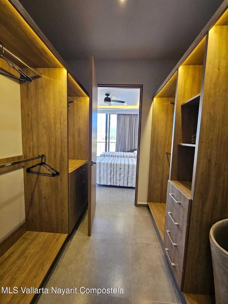 20251219220857971977000000 o