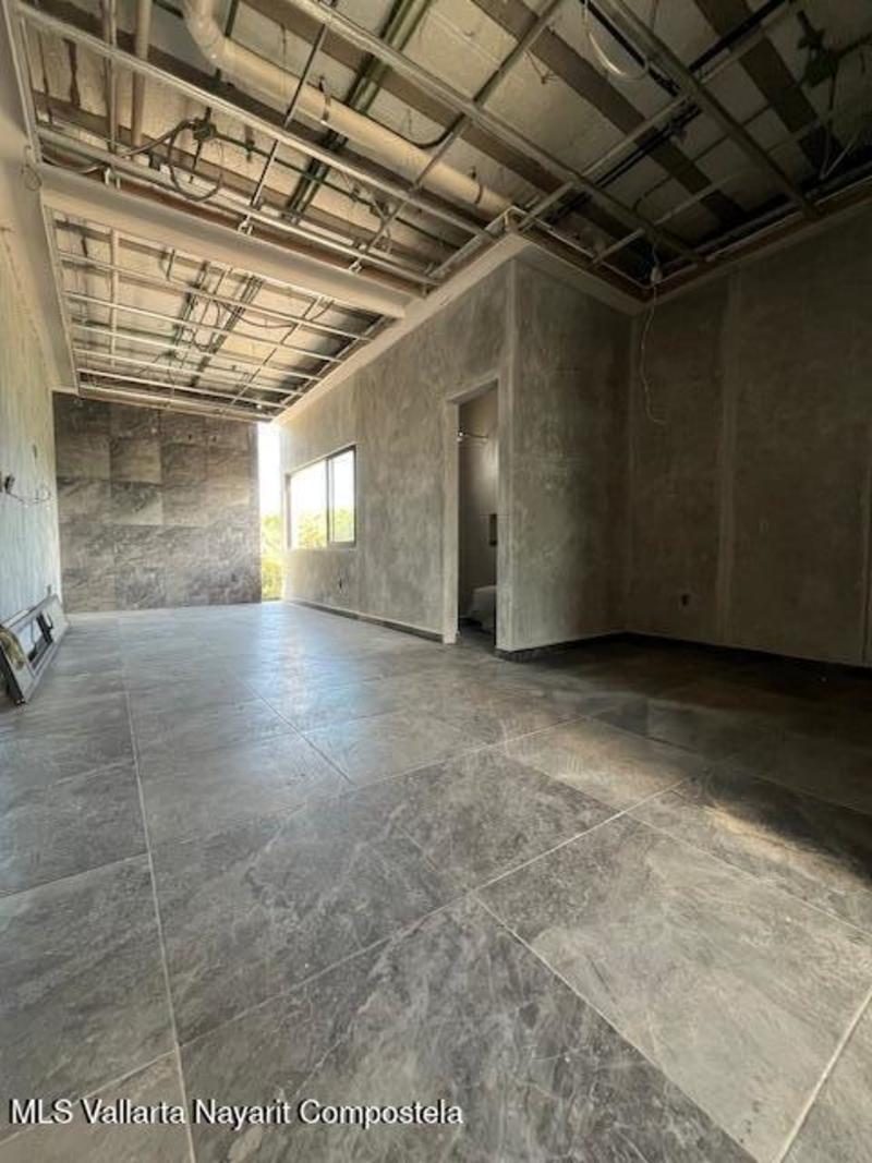 20251220173506190211000000 o