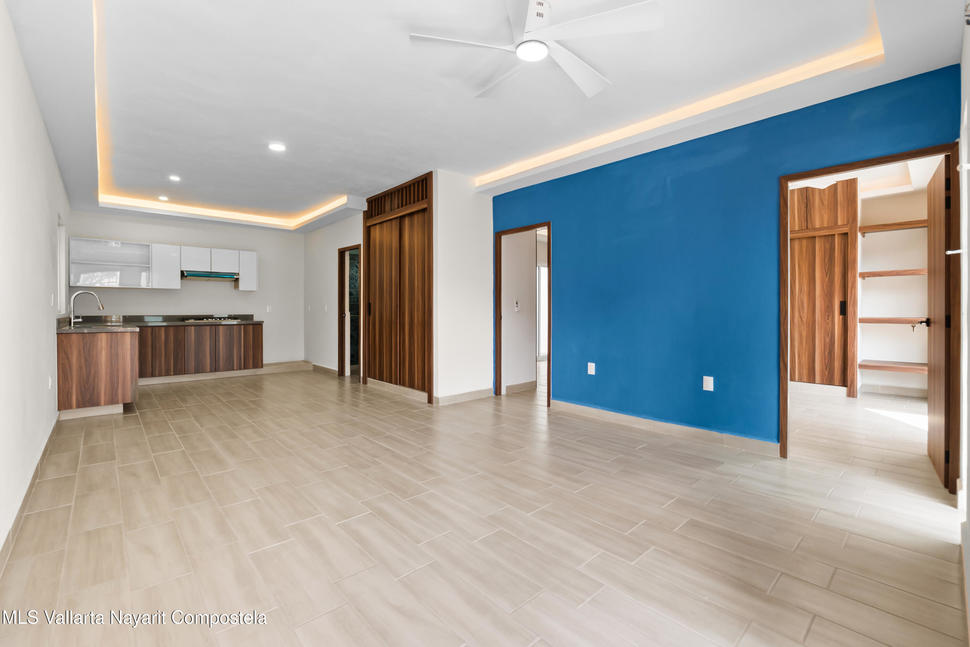 20251203212333297502000000 o