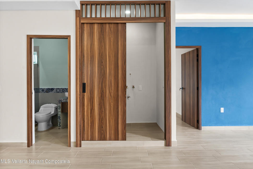 20251203224959013245000000 o