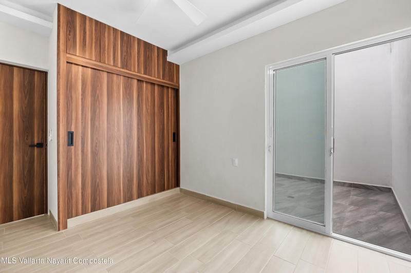 20251203225643143662000000 o