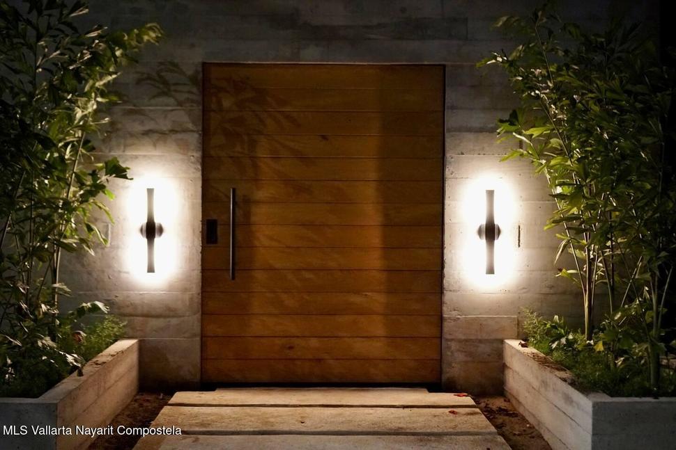 20251002185719443132000000 o