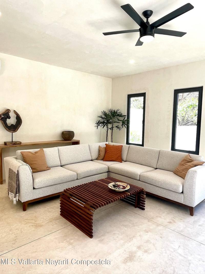 20251002185741117464000000 o