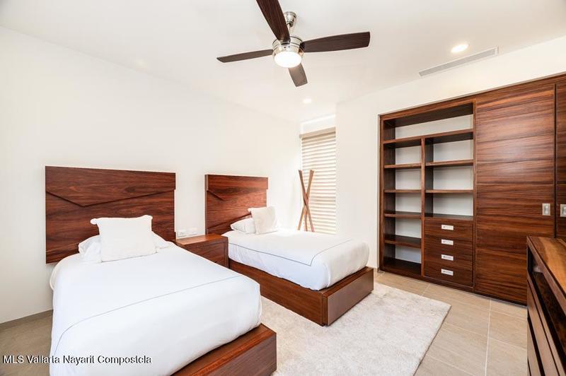 20251211224431899488000000 o