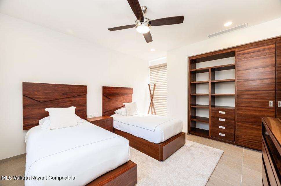 20251211224431899488000000 o