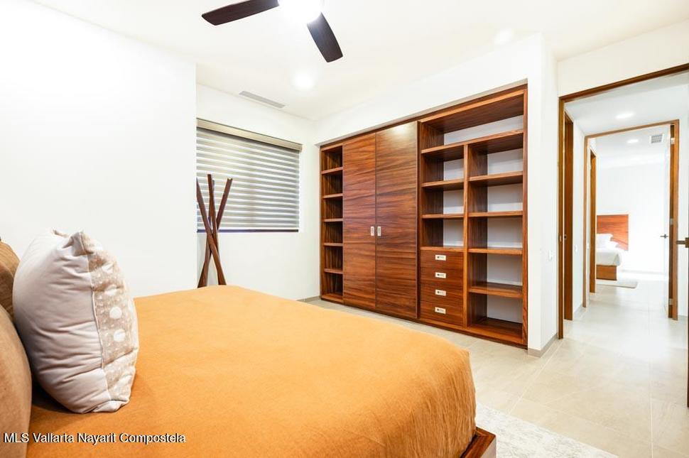 20251211224433766932000000 o