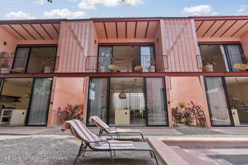 20251010180515842838000000 o