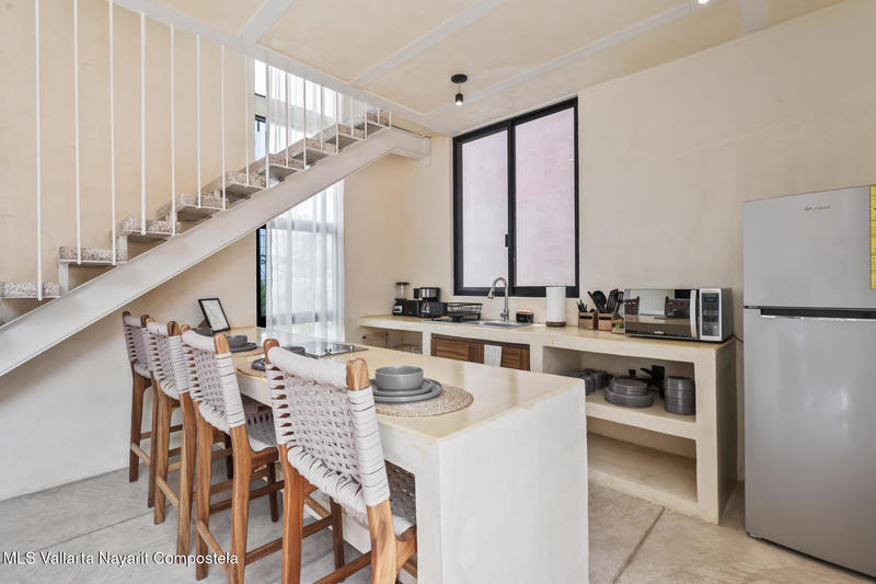 20251010180536153107000000 o