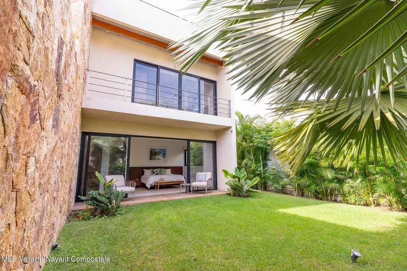 20251215203338444944000000 o