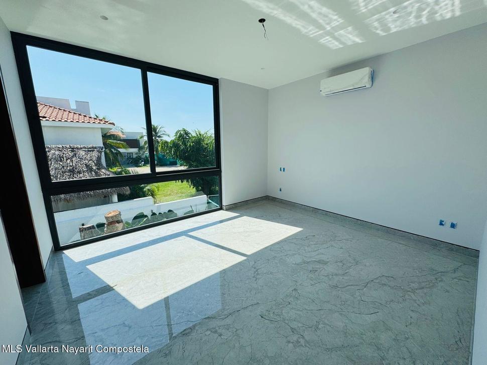 20251201194143285380000000 o