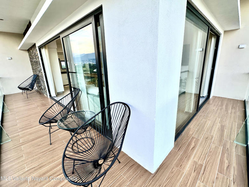 20251219203714229310000000 o