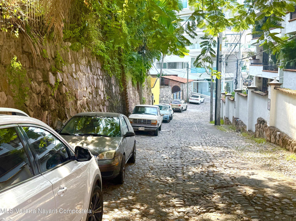 20251204175354147296000000 o