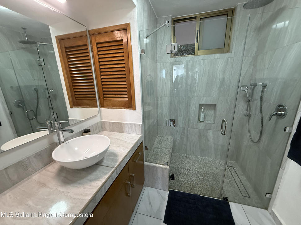 20251204184142987886000000 o