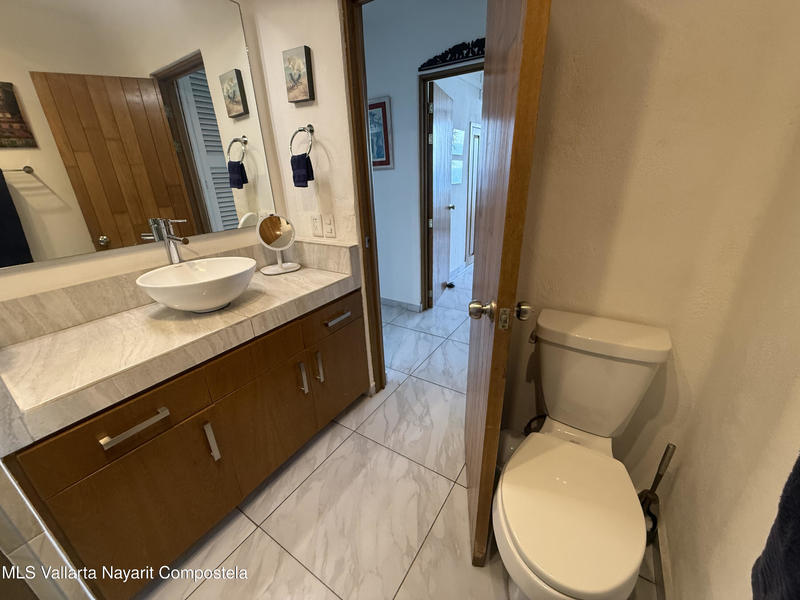 20251204184305393285000000 o