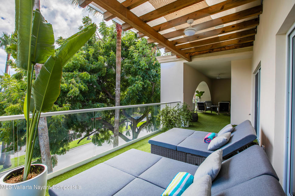 20251021221047669069000000 o