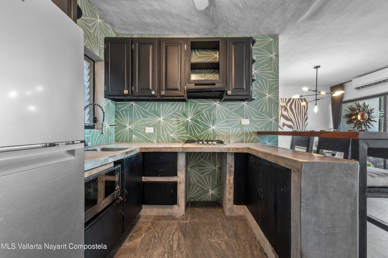 20251210205357912106000000 o