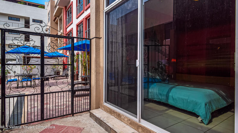 20251204230413224769000000 o